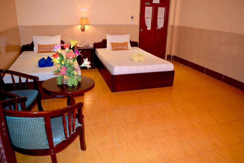 Reaksmey Battambang Hotel Exterior foto