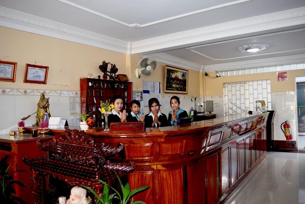 Reaksmey Battambang Hotel Quarto foto